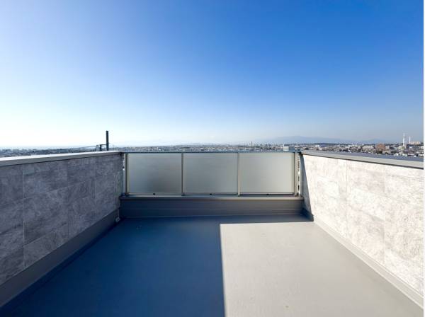 神奈川県藤沢市片瀬山１丁目の新築戸建