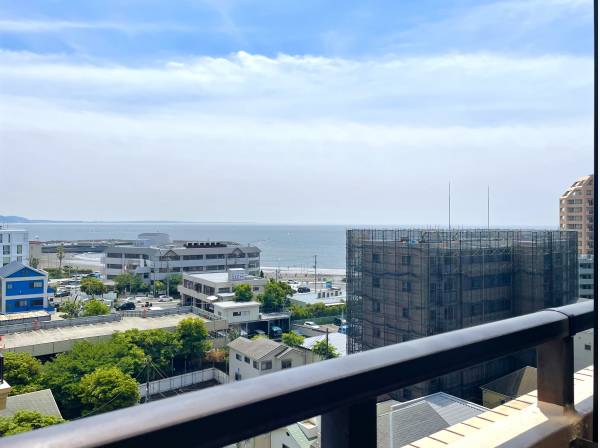神奈川県藤沢市片瀬海岸１丁目のマンション