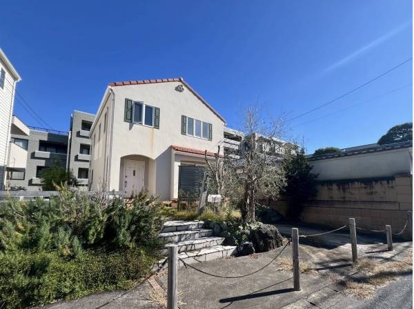神奈川県逗子市新宿２丁目の中古戸建