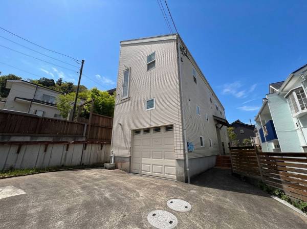 神奈川県三浦郡葉山町下山口の中古戸建