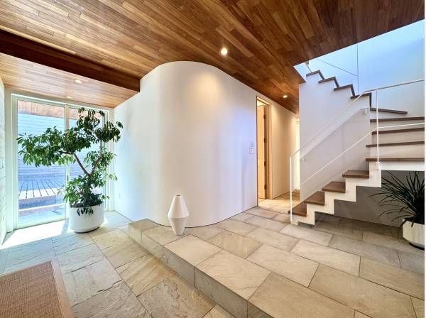 神奈川県鎌倉市腰越１丁目の新築戸建