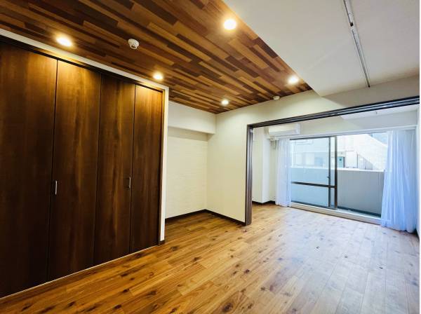 神奈川県藤沢市片瀬海岸１丁目のマンション
