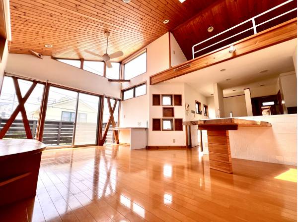 神奈川県鎌倉市材木座５丁目の中古戸建