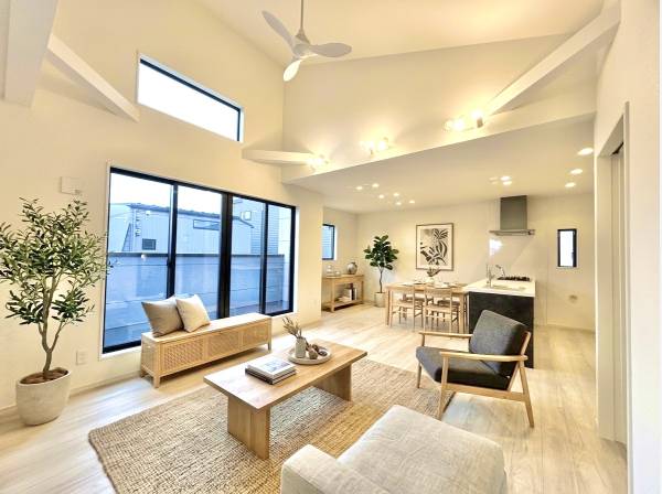 神奈川県藤沢市辻堂太平台１丁目の新築戸建