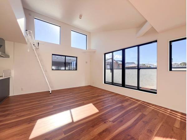 神奈川県鎌倉市腰越１丁目の新築戸建