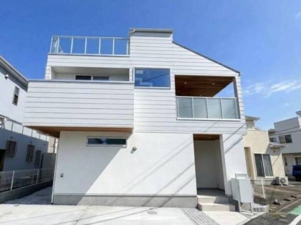 神奈川県藤沢市鵠沼海岸５丁目の新築戸建