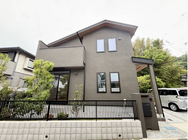 神奈川県鎌倉市梶原３丁目の新築戸建