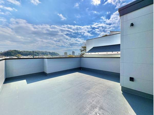 神奈川県藤沢市片瀬４丁目の新築戸建