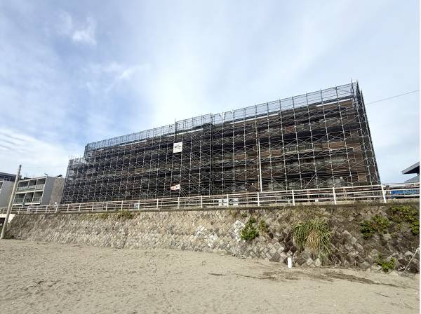 神奈川県逗子市新宿２丁目のマンション