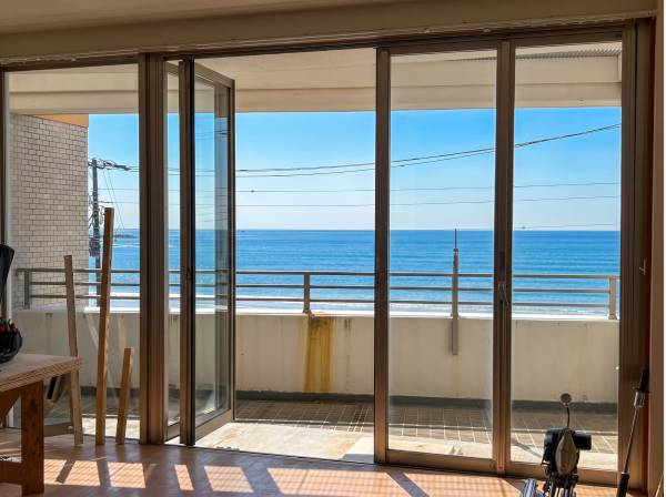 神奈川県鎌倉市材木座５丁目のマンション