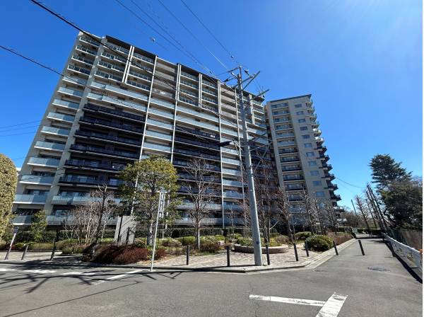 神奈川県藤沢市藤が岡１丁目のマンション