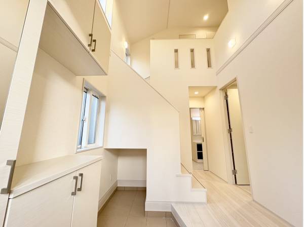 神奈川県茅ヶ崎市南湖４丁目の新築戸建