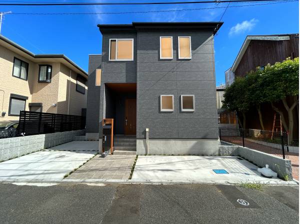 神奈川県藤沢市鵠沼桜が岡２丁目の新築戸建