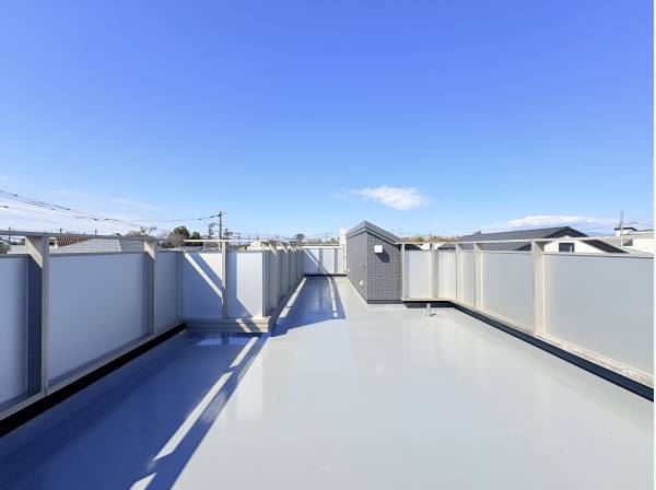 富士山を望むルーフバルコニー
