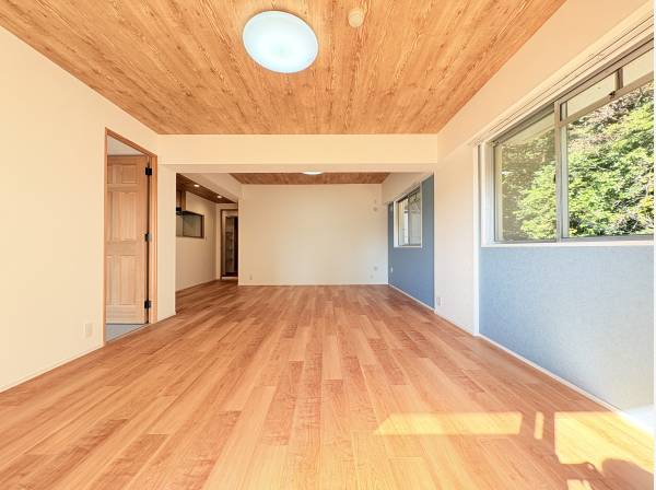 神奈川県鎌倉市七里ガ浜１丁目のマンション