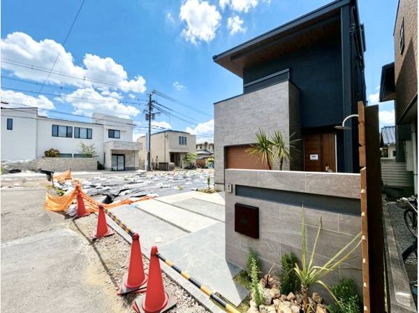 神奈川県茅ヶ崎市浜竹３丁目の新築戸建