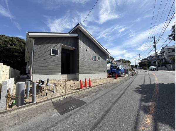 神奈川県鎌倉市寺分３丁目の新築戸建