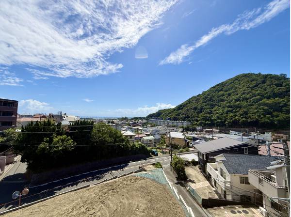 神奈川県三浦郡葉山町一色の土地