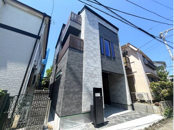 神奈川県鎌倉市腰越４丁目の新築戸建