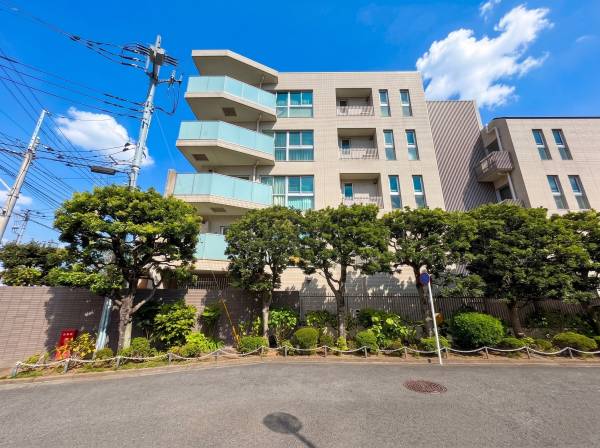 神奈川県藤沢市片瀬のマンション