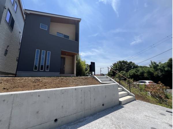 神奈川県三浦郡葉山町木古庭の新築戸建