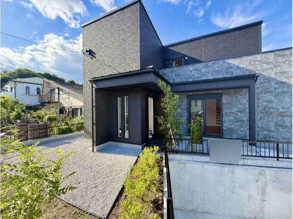 神奈川県鎌倉市梶原３丁目の新築戸建