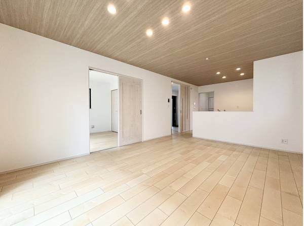 神奈川県藤沢市辻堂元町２丁目の新築戸建