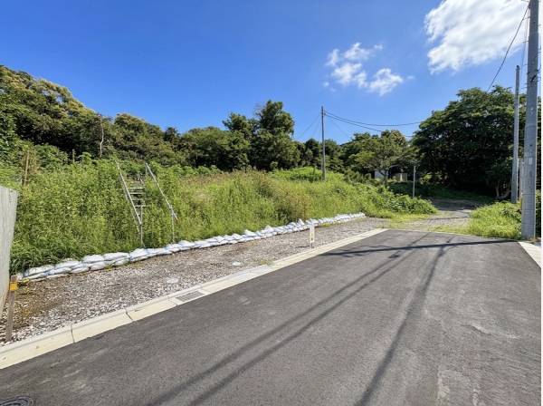 神奈川県三浦郡葉山町一色の土地