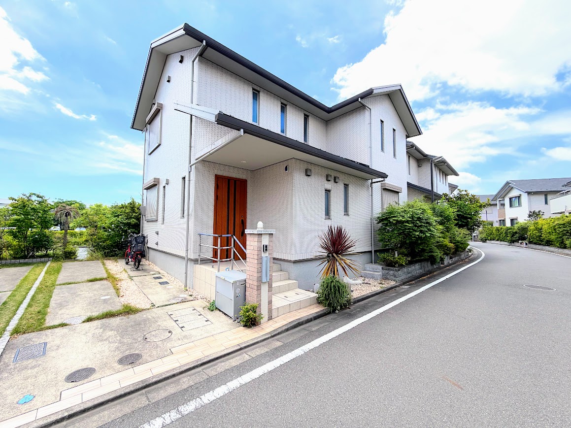 【中古】 藤沢の武士と城 神奈川県藤沢市辻堂元町6丁目 / 中古戸建 / 7,380万円【東宝ハウス