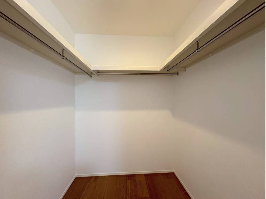 居室には広々としたWICやクローゼット収納も!