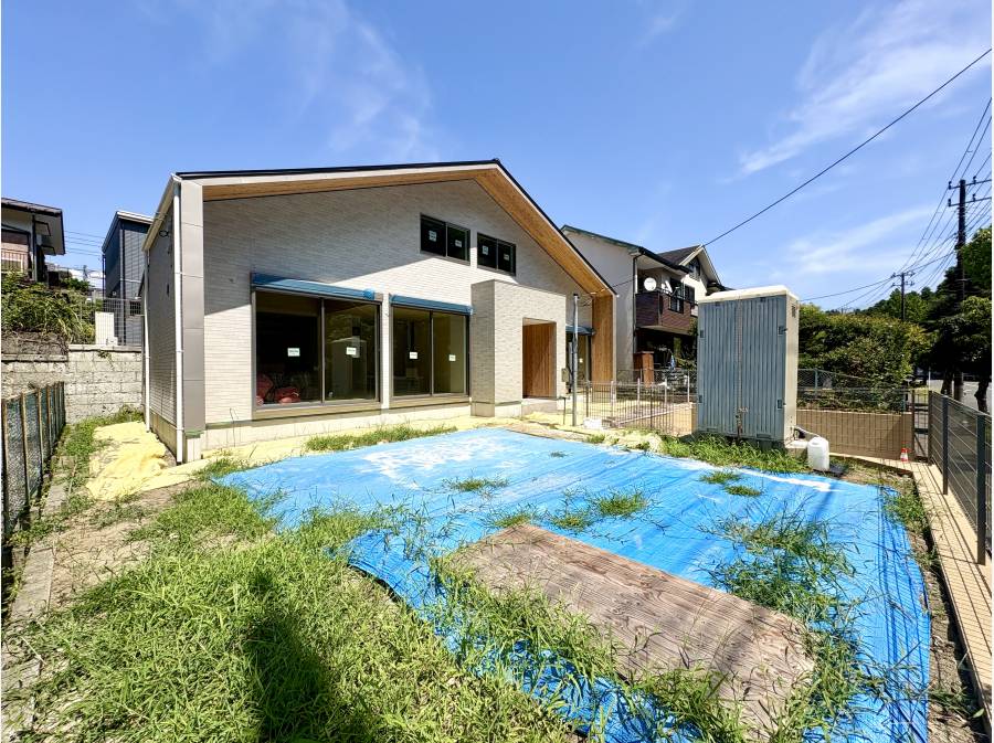 リビングからつながるお庭スペース