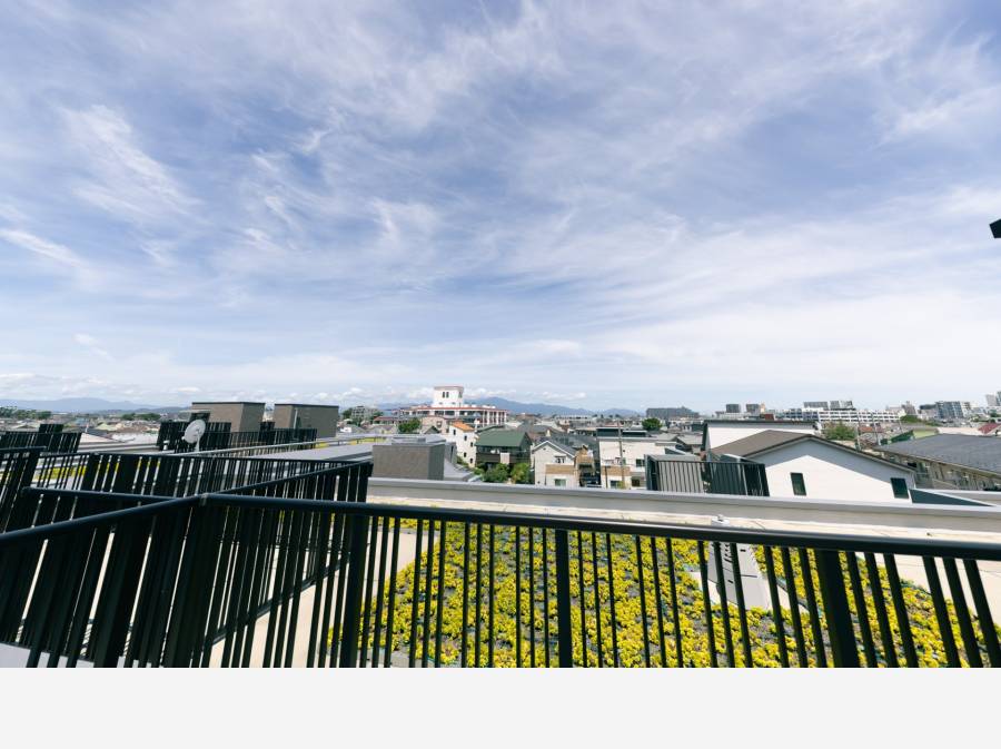 屋上テラスからの抜けた眺望