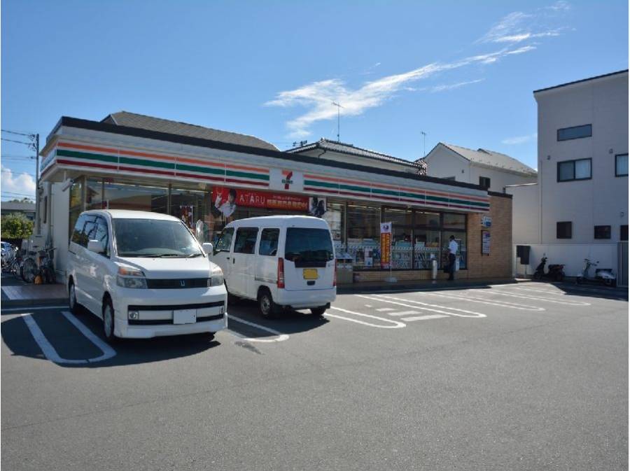 セブンイレブン茅ヶ崎美住町店まで徒歩8分(約600m)