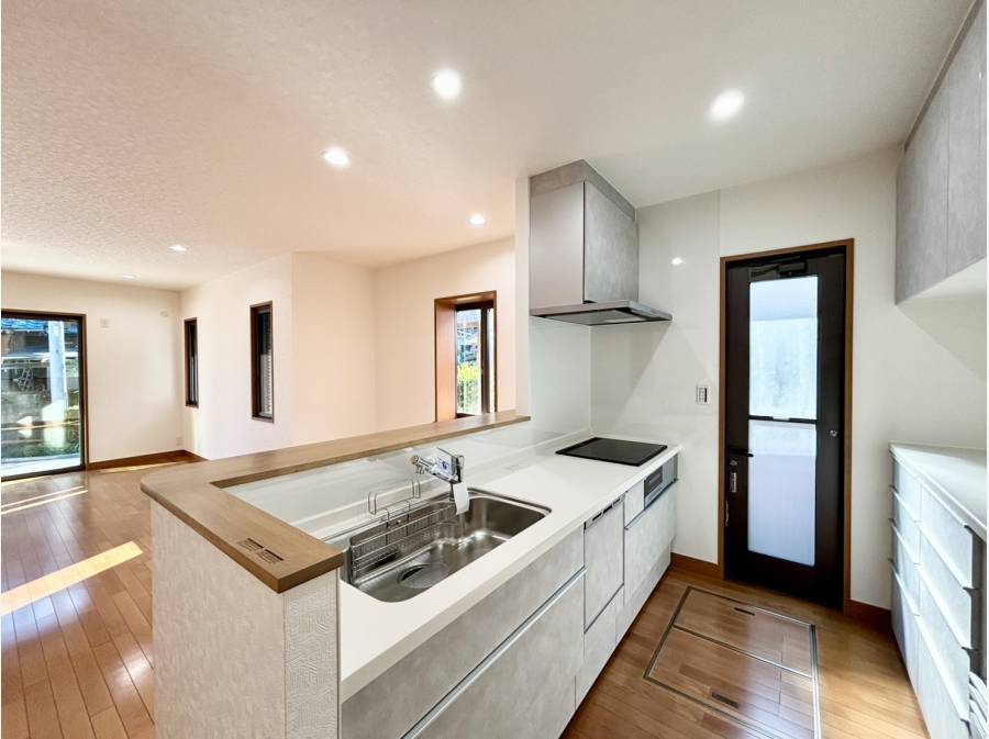 1階キッチンスペース