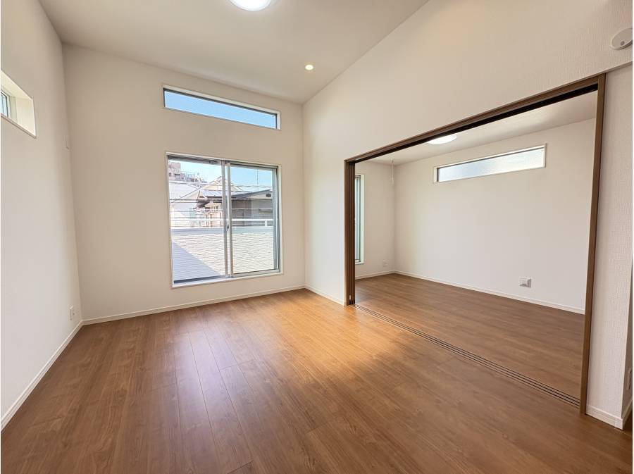 別の角度からのリビング