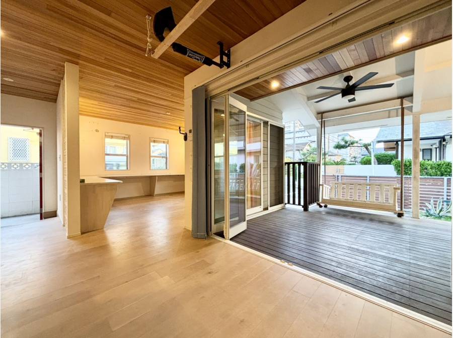 開放感がある造りでそのまま出入りもできます