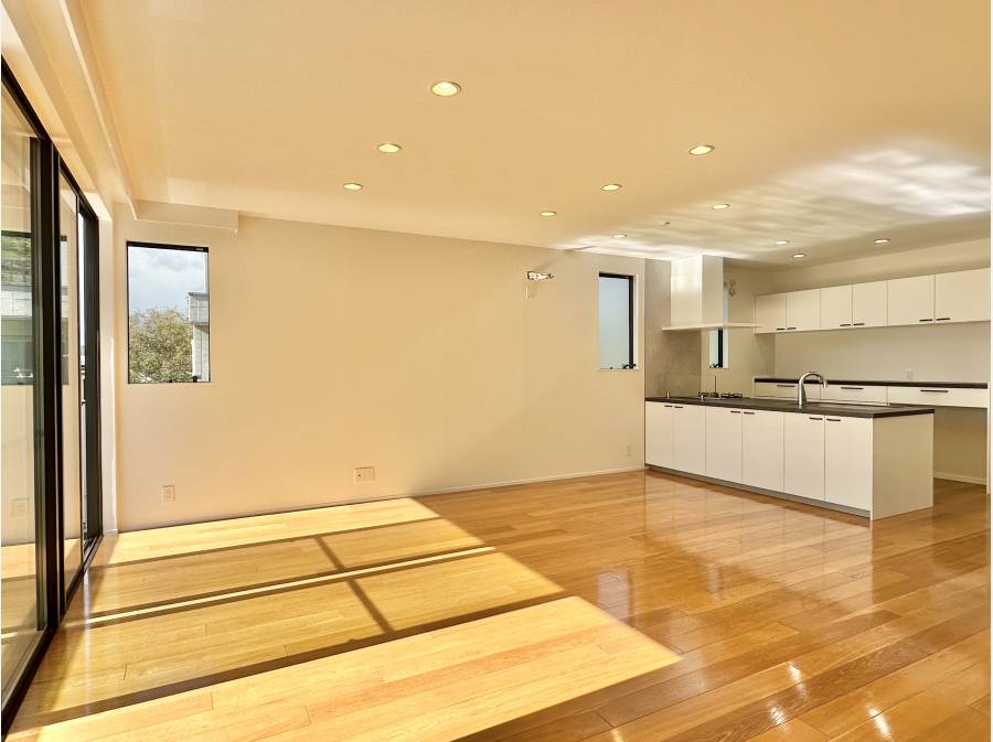 detached 材木座６丁目