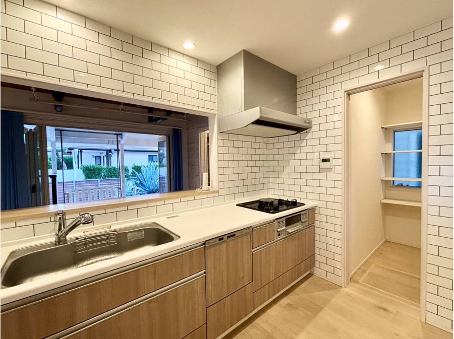 キッチンスペースもゆとりがございます