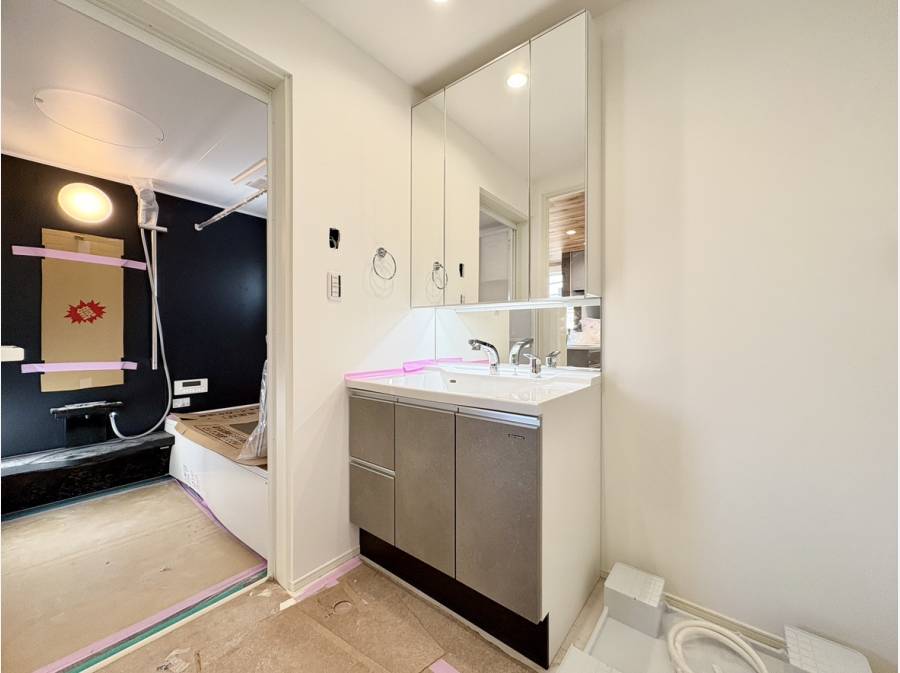 バスルームとパウダールーム