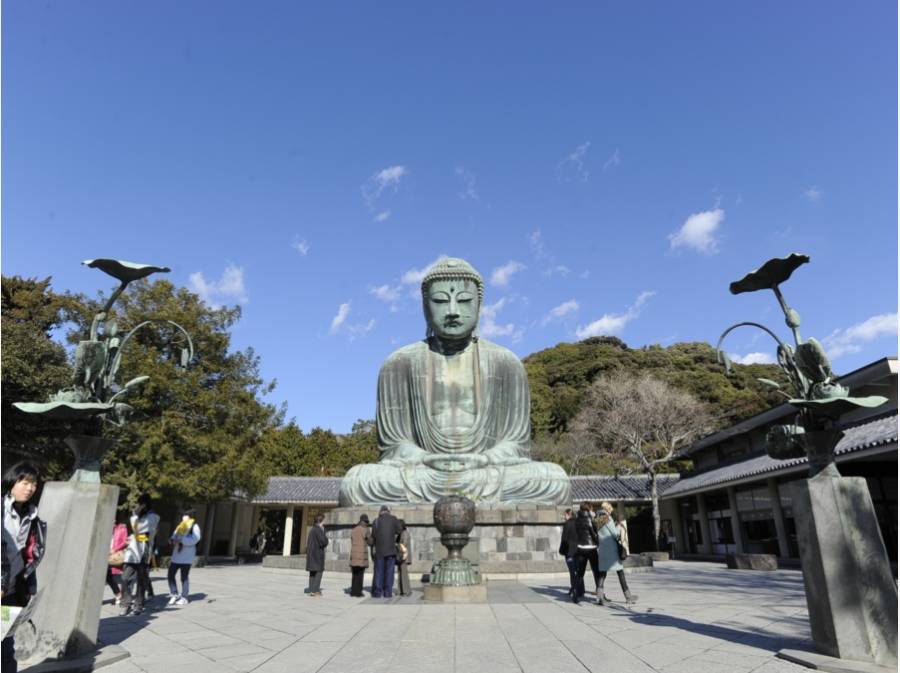 鎌倉大仏殿高徳院まで約1.6km
