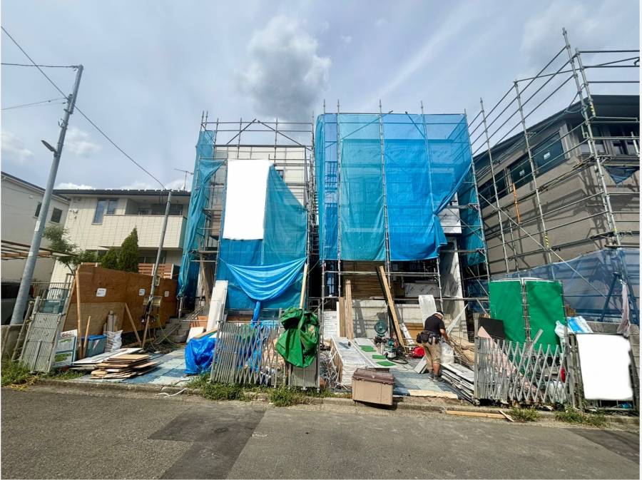 ただいま建築中です