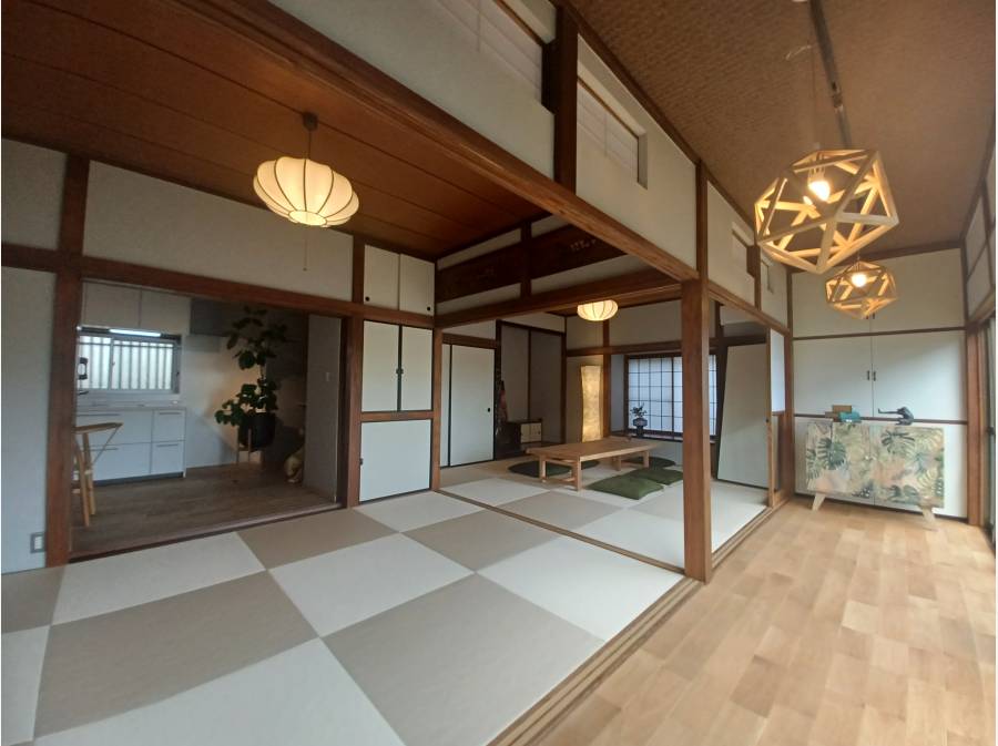 ザ・日本の古民家という風情ある空間がそこにあります
