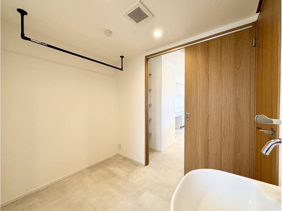 約2.5帖のドライルーム